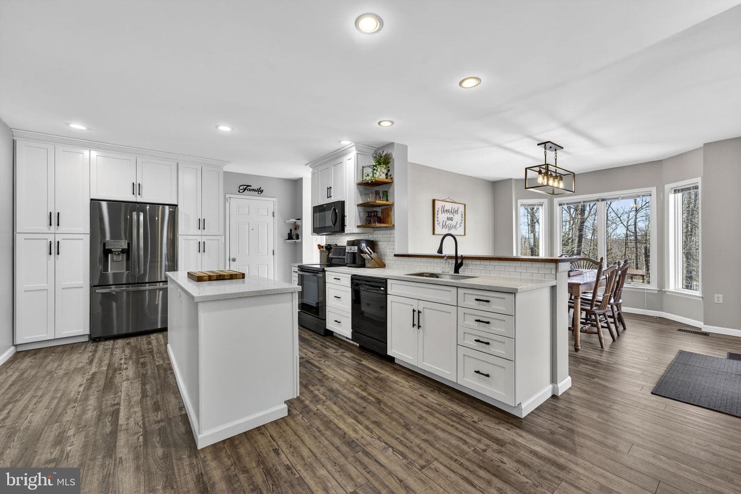 775 Wild Rose Lane photo 3
