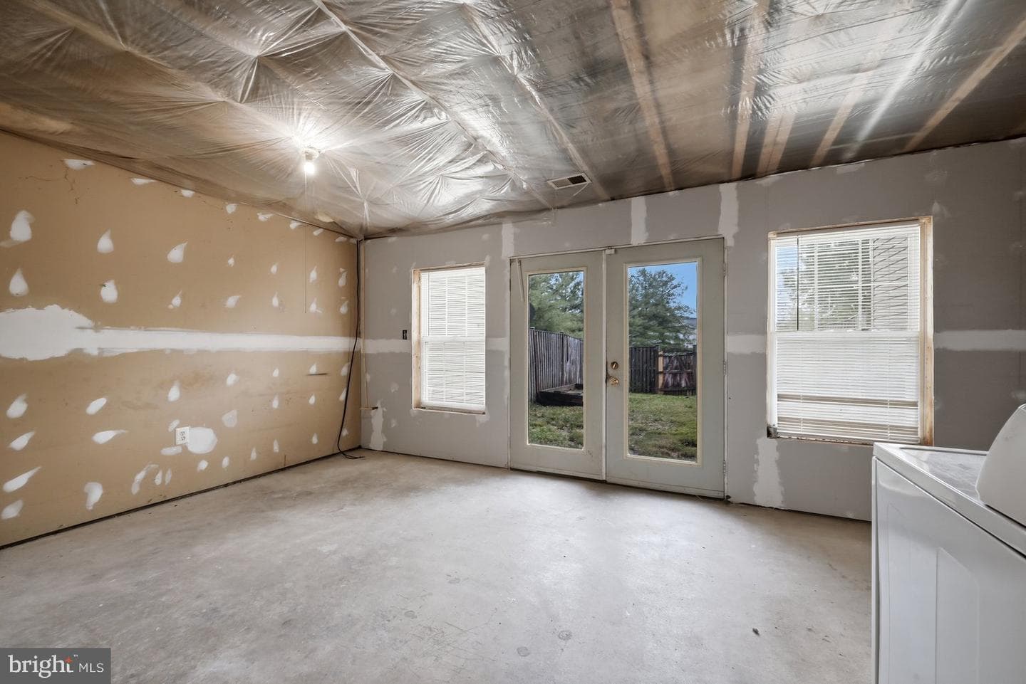 32 Bruce Drive photo 31