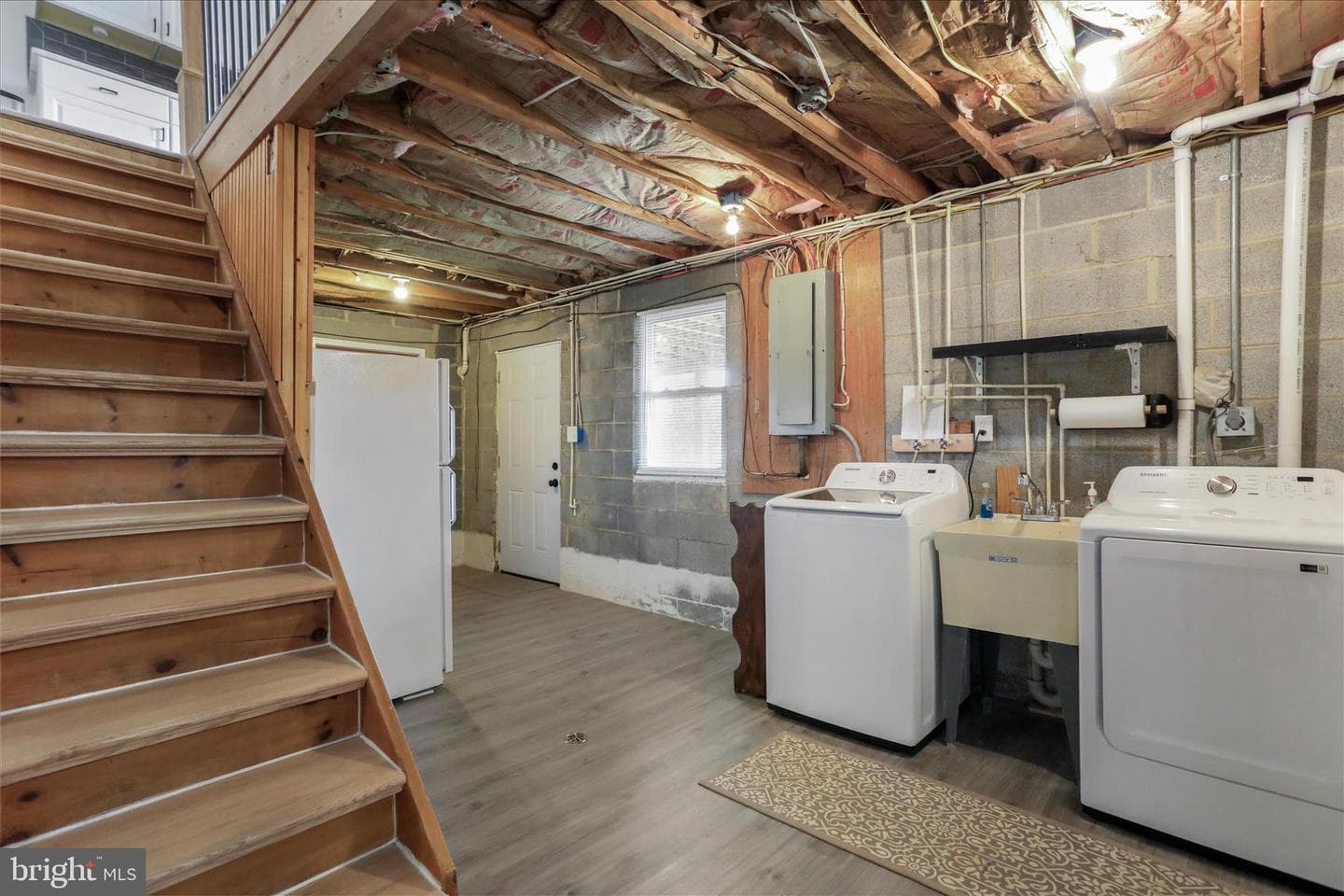 83 Dove Hill Drive photo 36