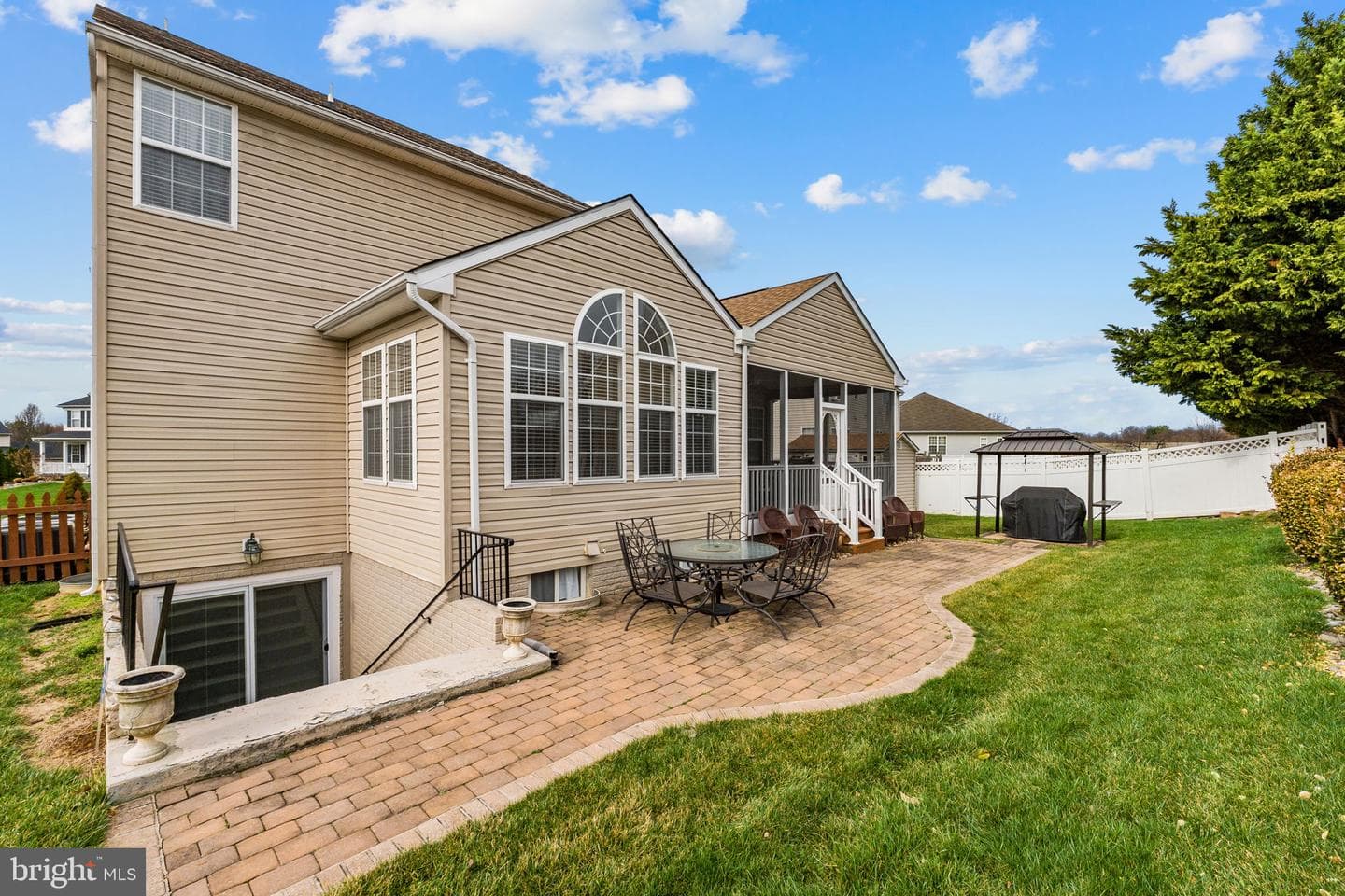10 Walker Court photo 58