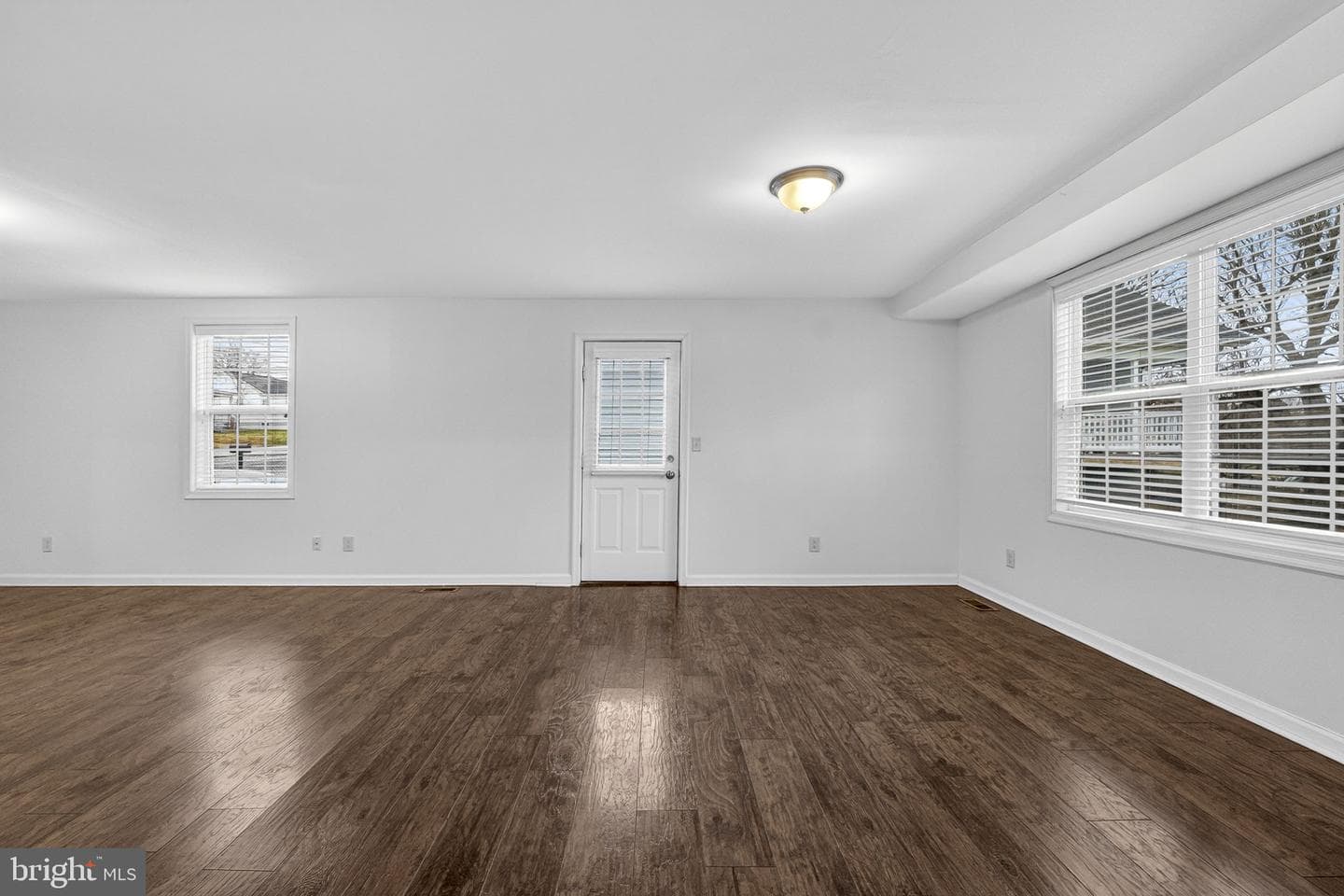 845 Jefferson Avenue photo 13
