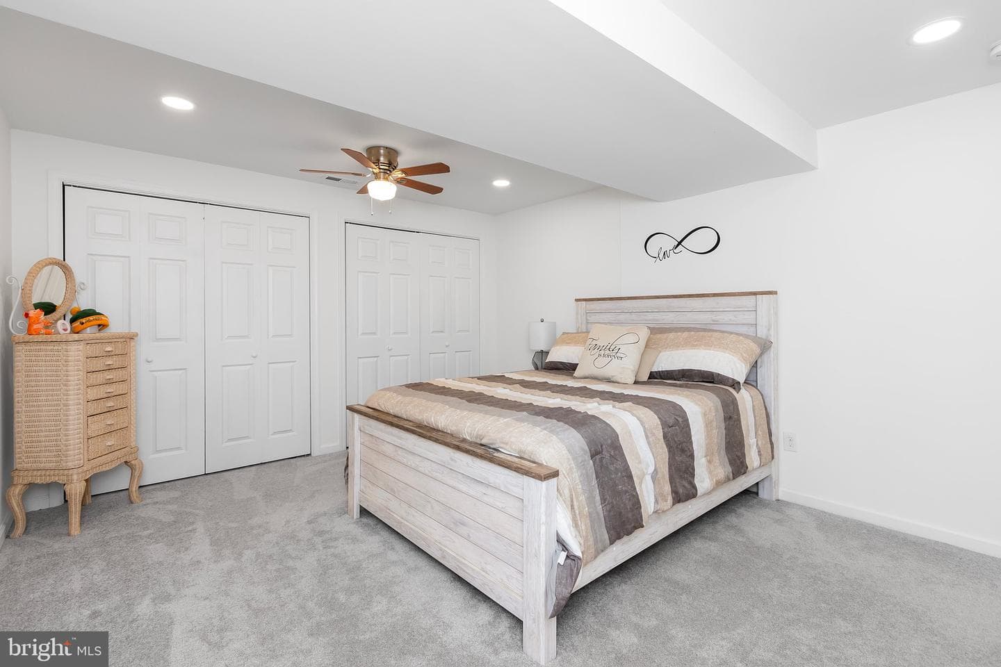 317 Stratus Dr photo 20