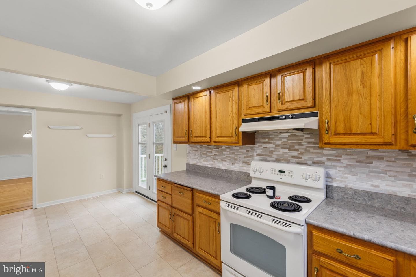 124 Deerfield Drive photo 12