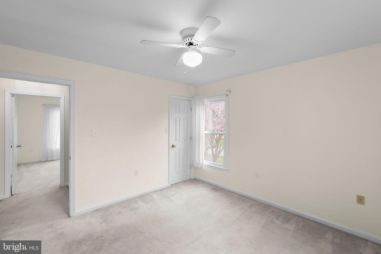 124 Deerfield Drive photo 27