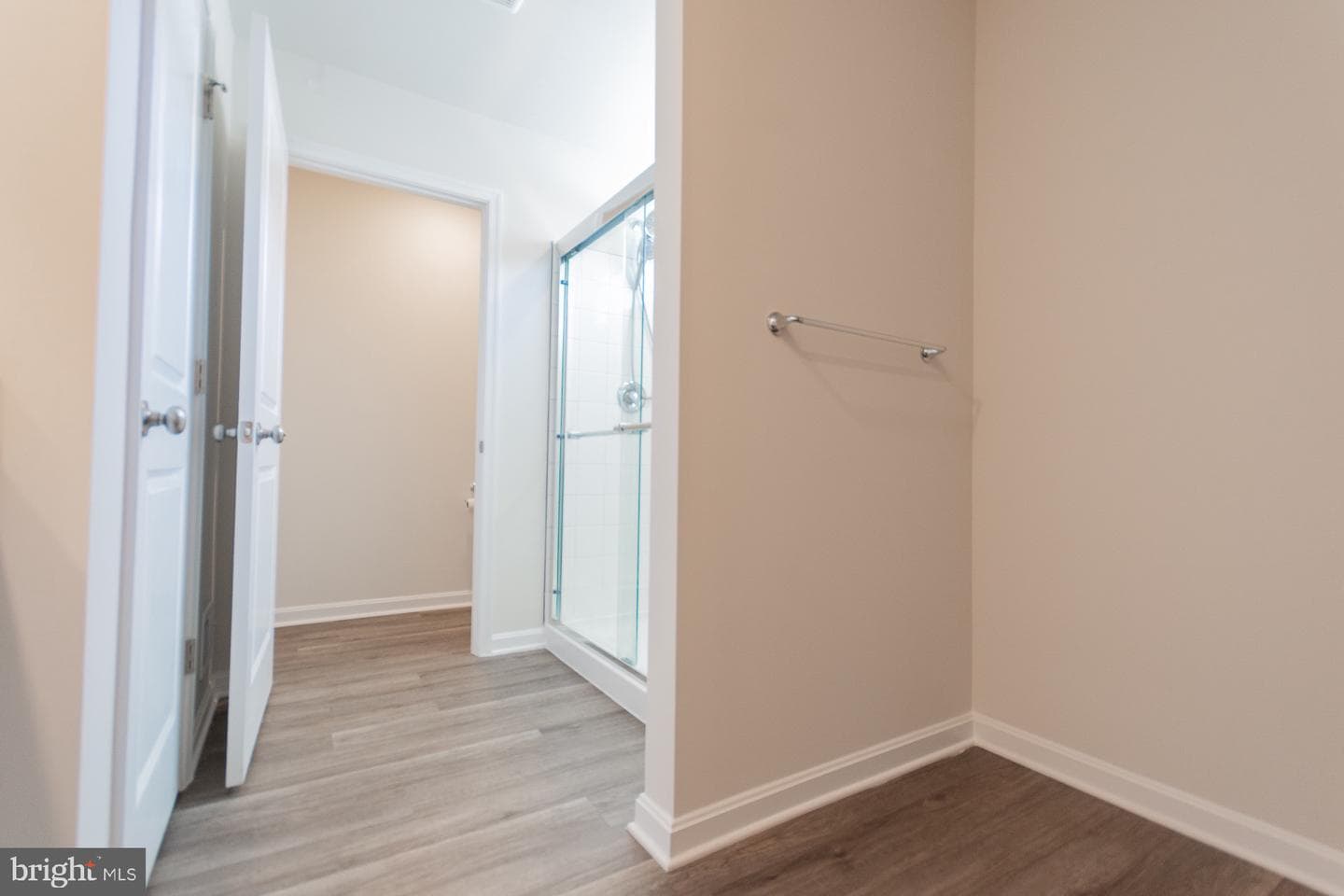 156 Centergate Drive photo 32