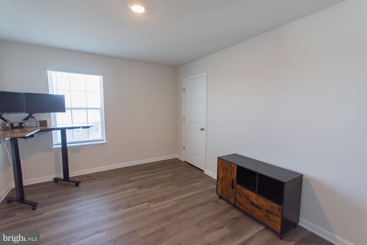 156 Centergate Drive photo 42