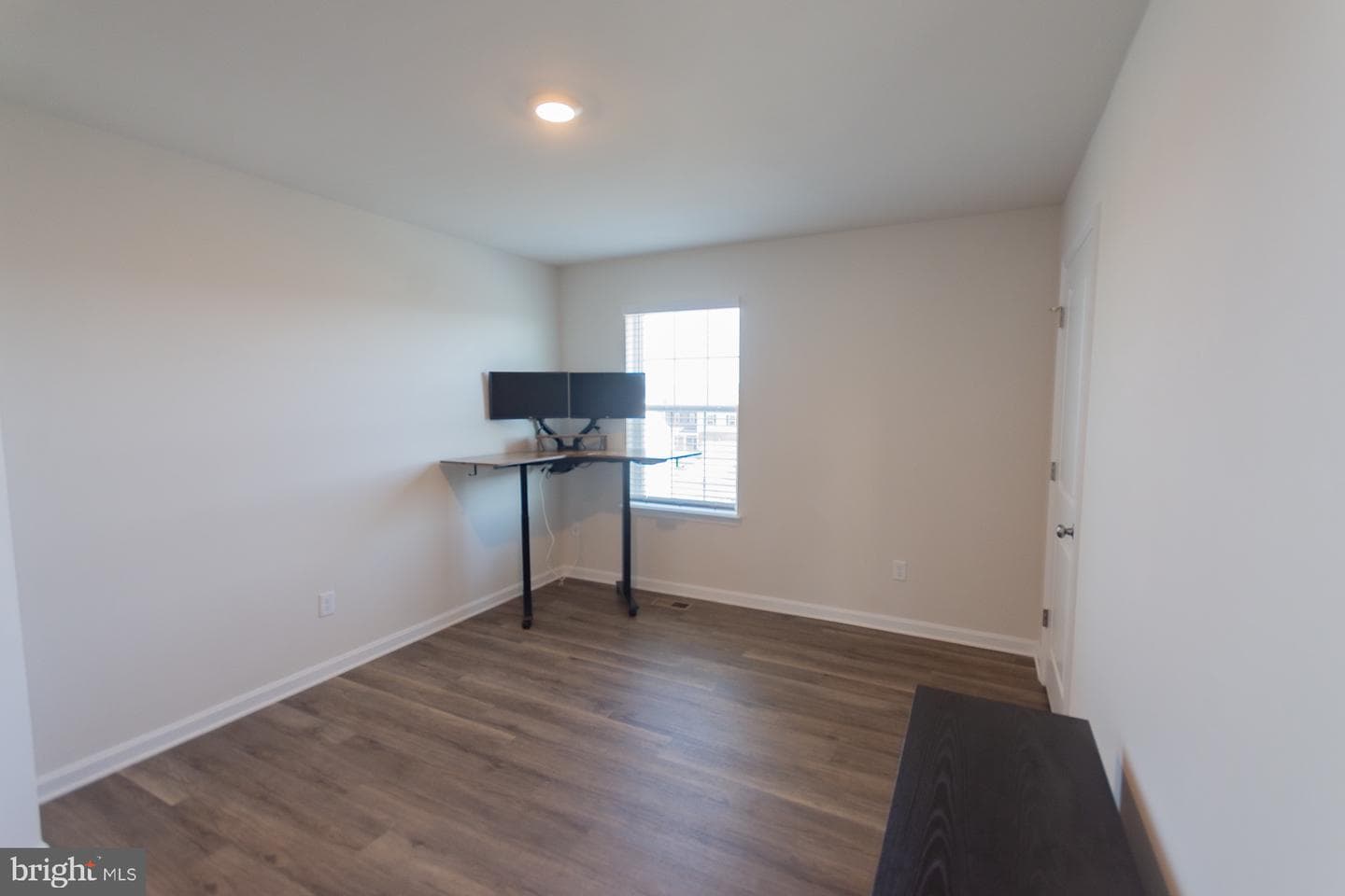 156 Centergate Drive photo 43