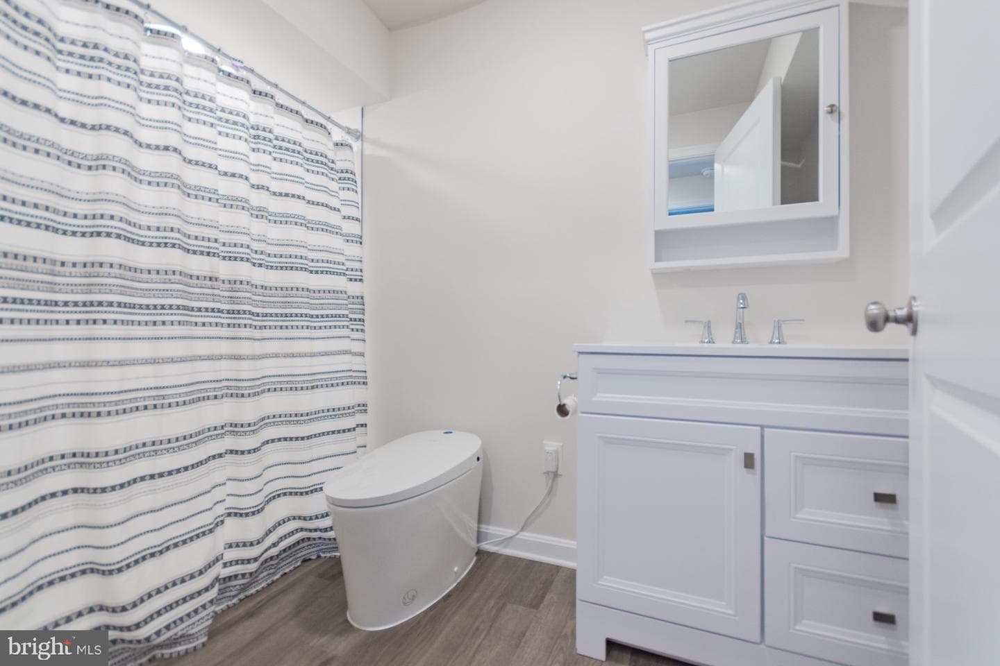 156 Centergate Drive photo 56