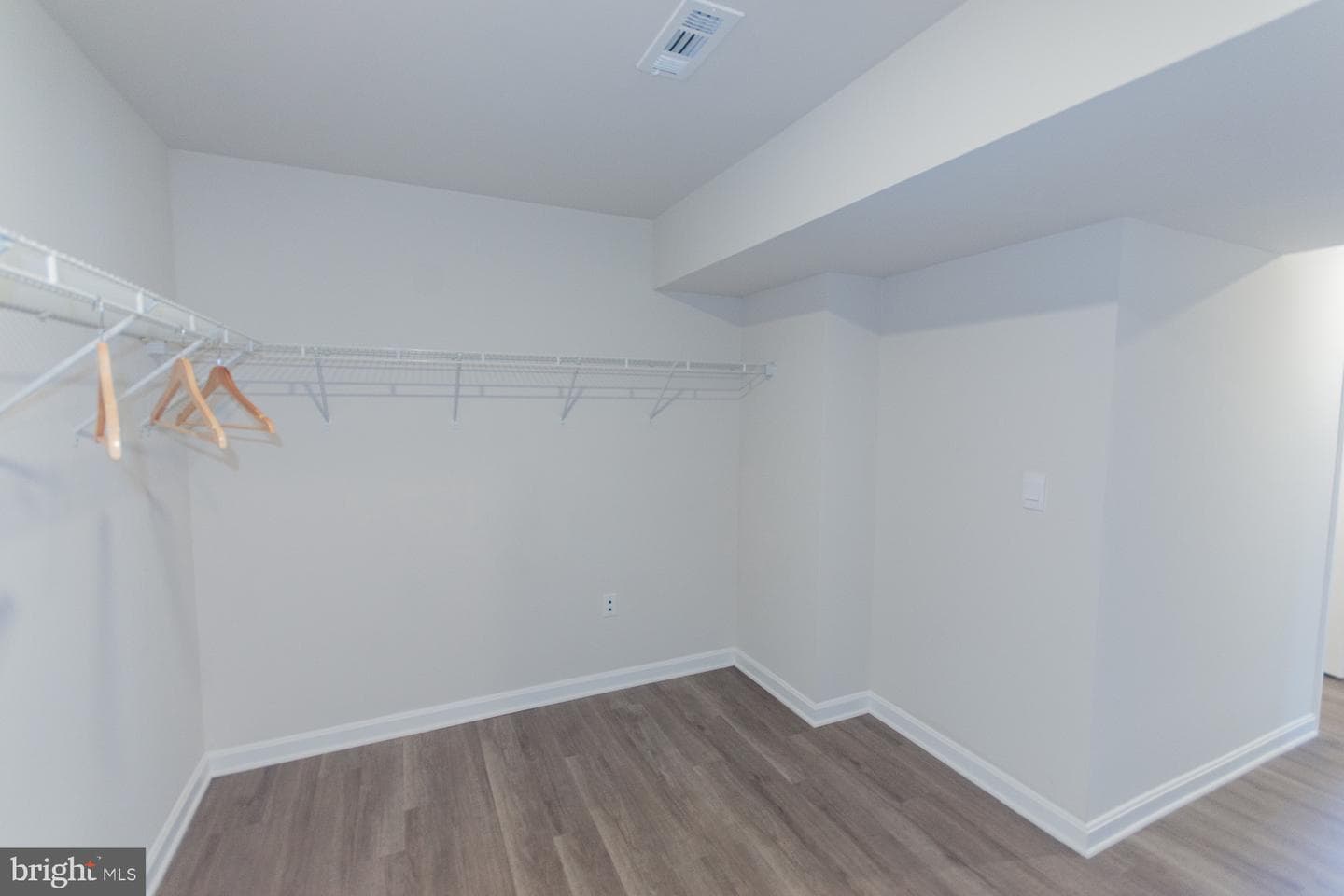 156 Centergate Drive photo 64