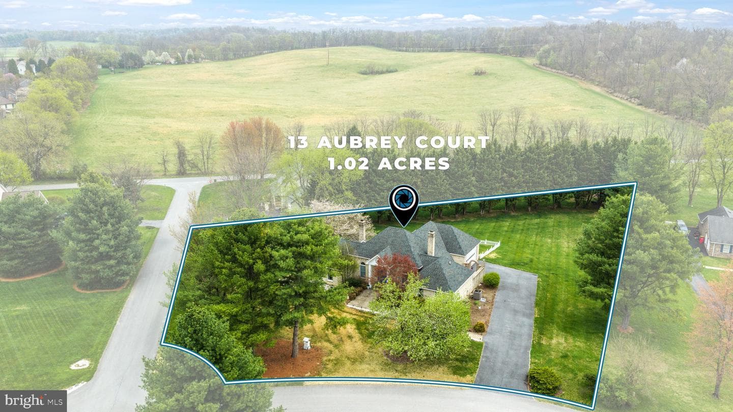 13 Aubrey Court photo 2