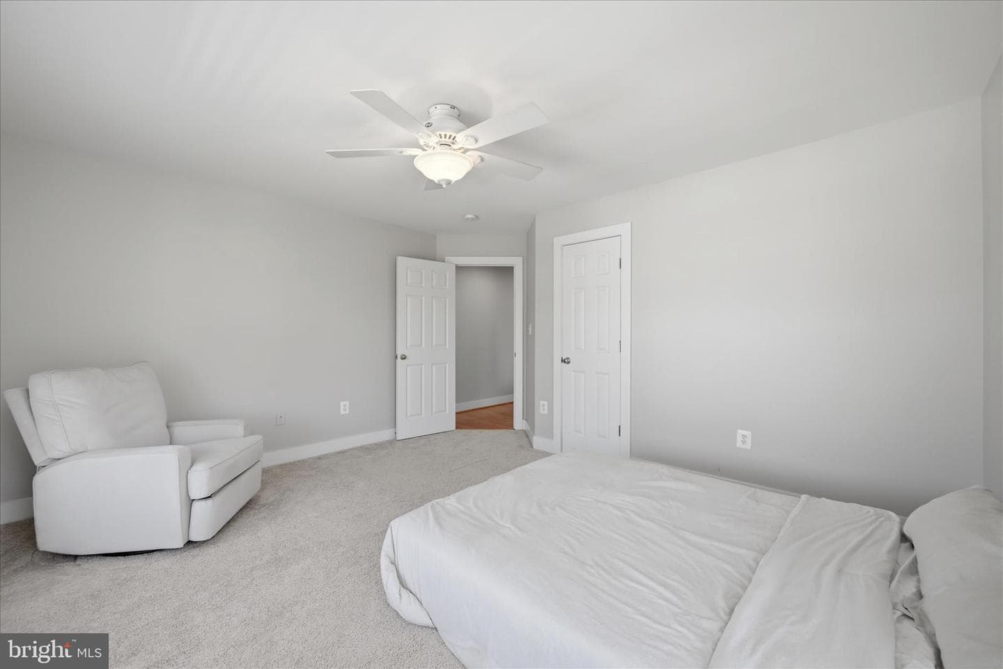 218 Braddock St photo 28