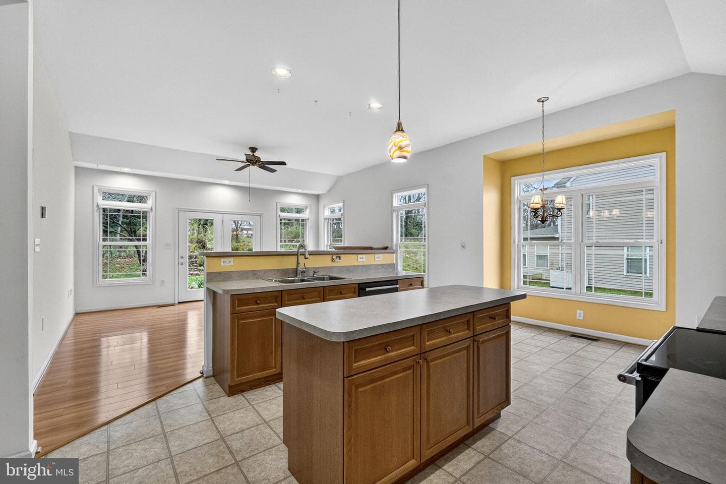 136 Brookline Drive photo 22