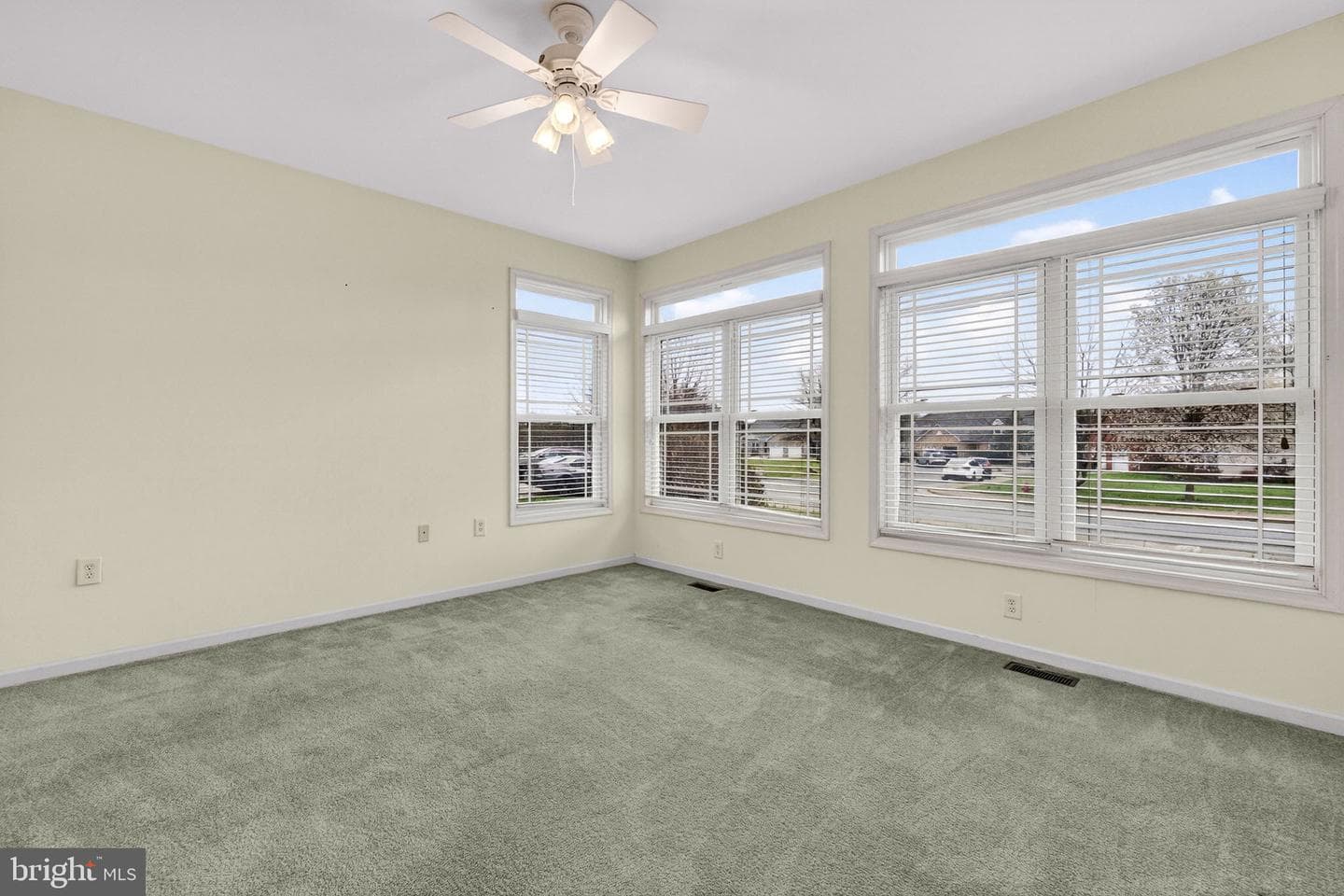 136 Brookline Drive photo 9