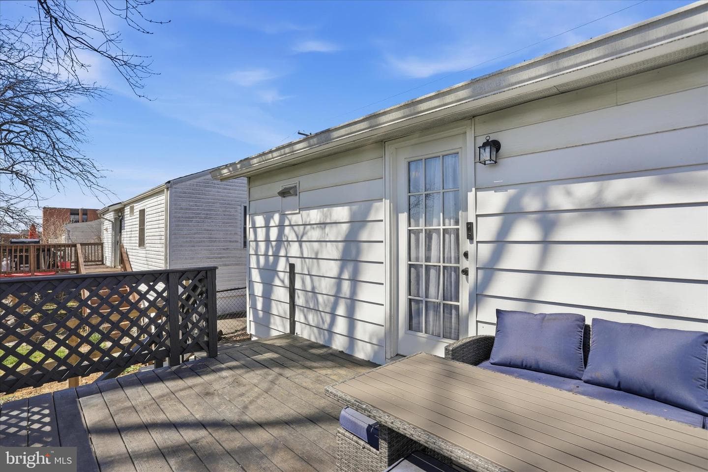 218 E 4th Avenue photo 25