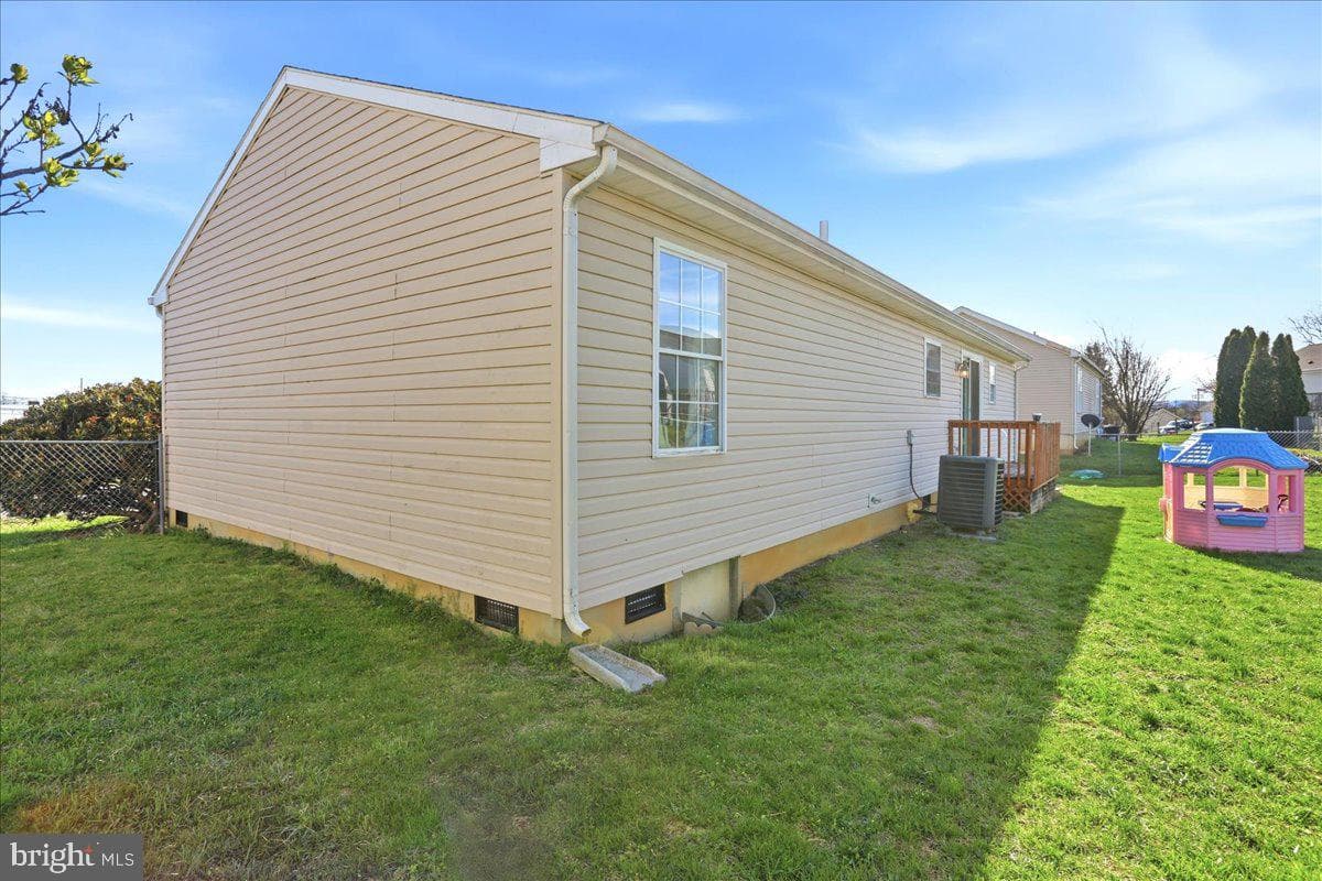 57 Stiles Way photo 25