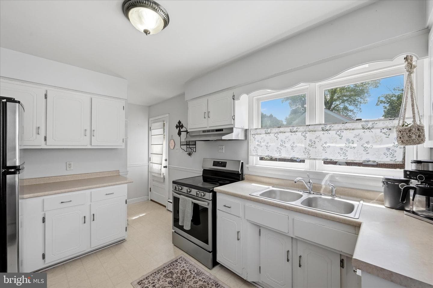 727 Morison Street photo 14