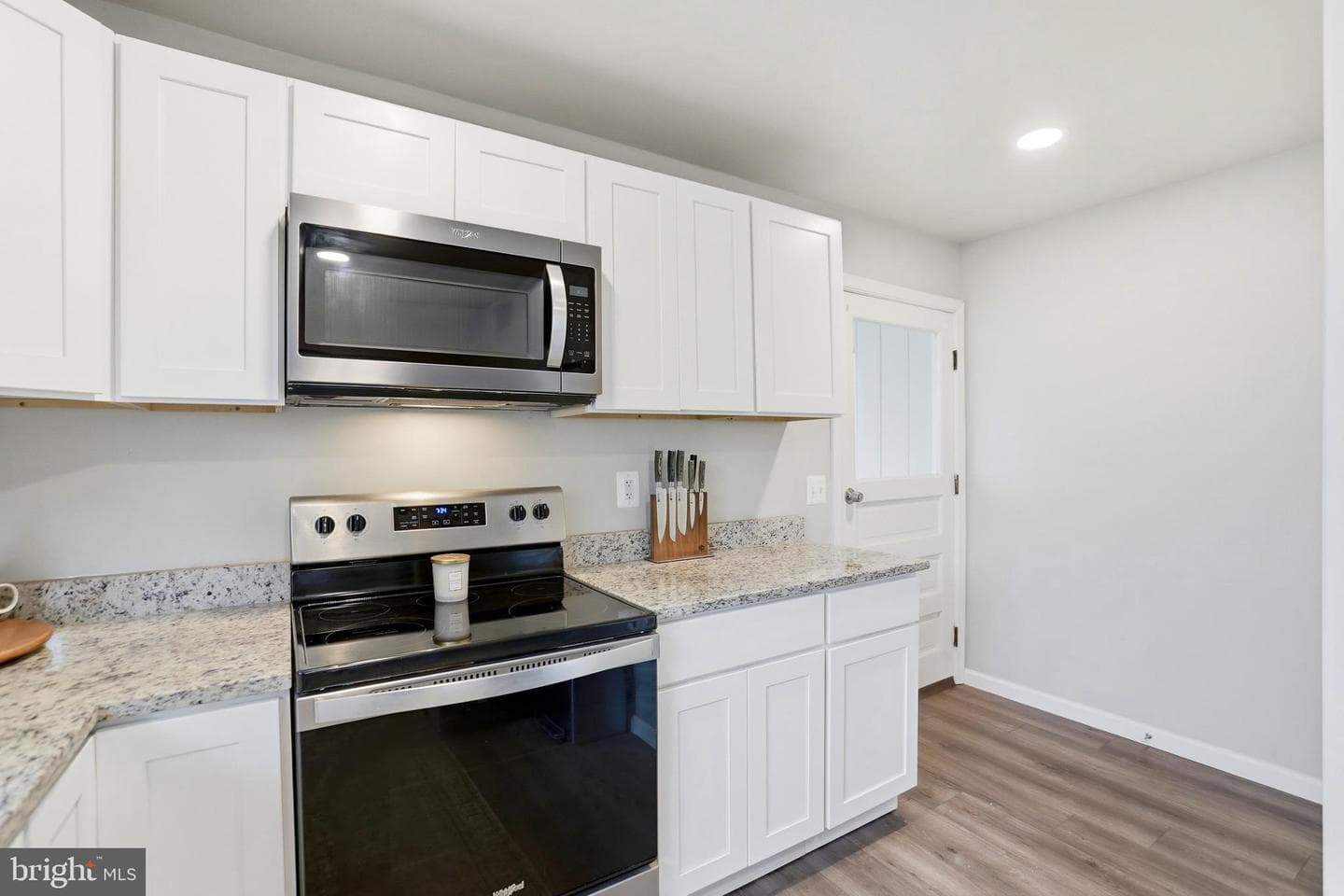842 Valley View Road photo 11