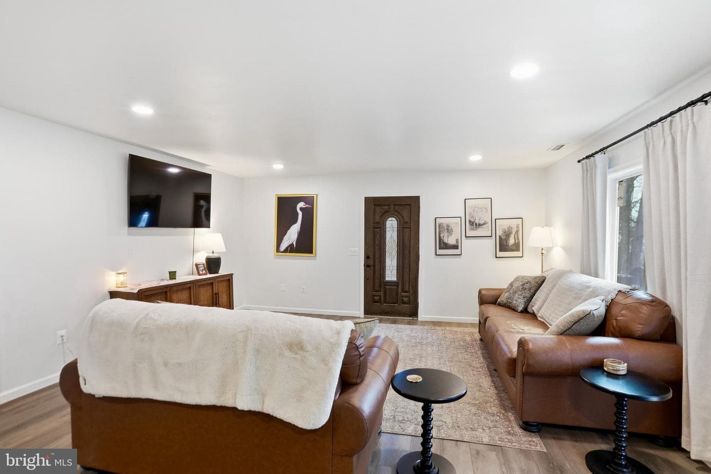 842 Valley View Road photo 3