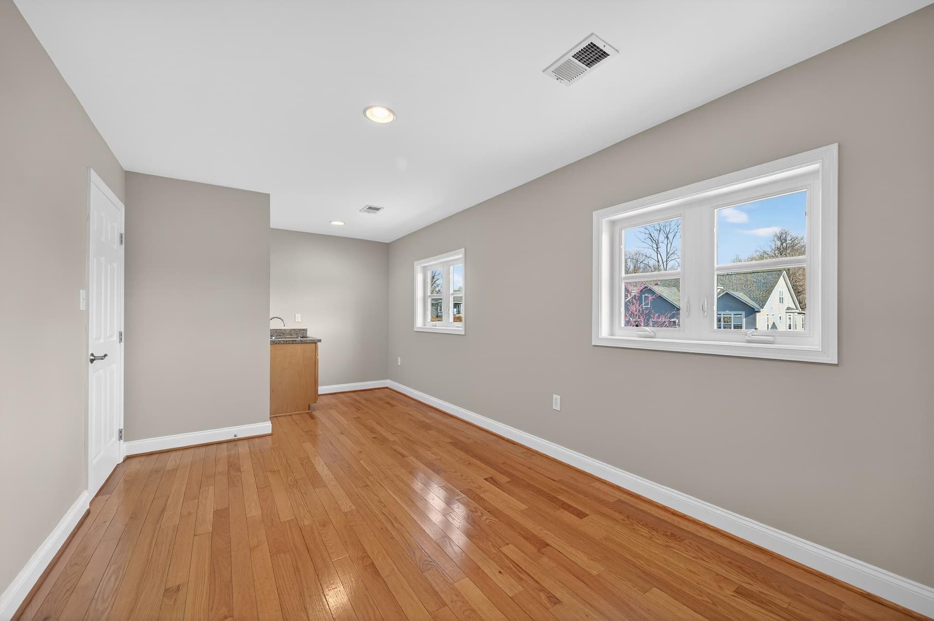 61 Hartzell Drive photo 26