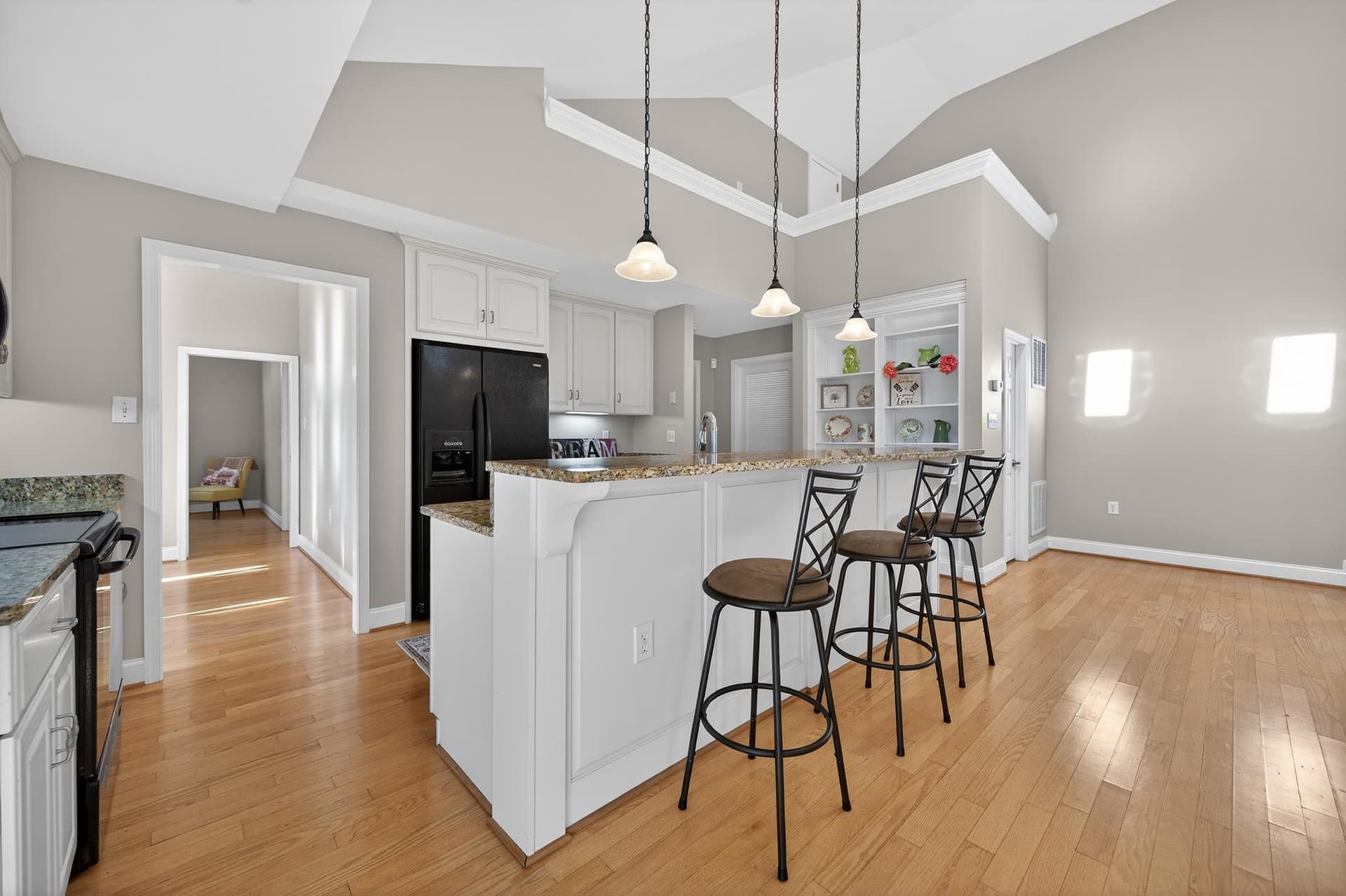 61 Hartzell Drive photo 4