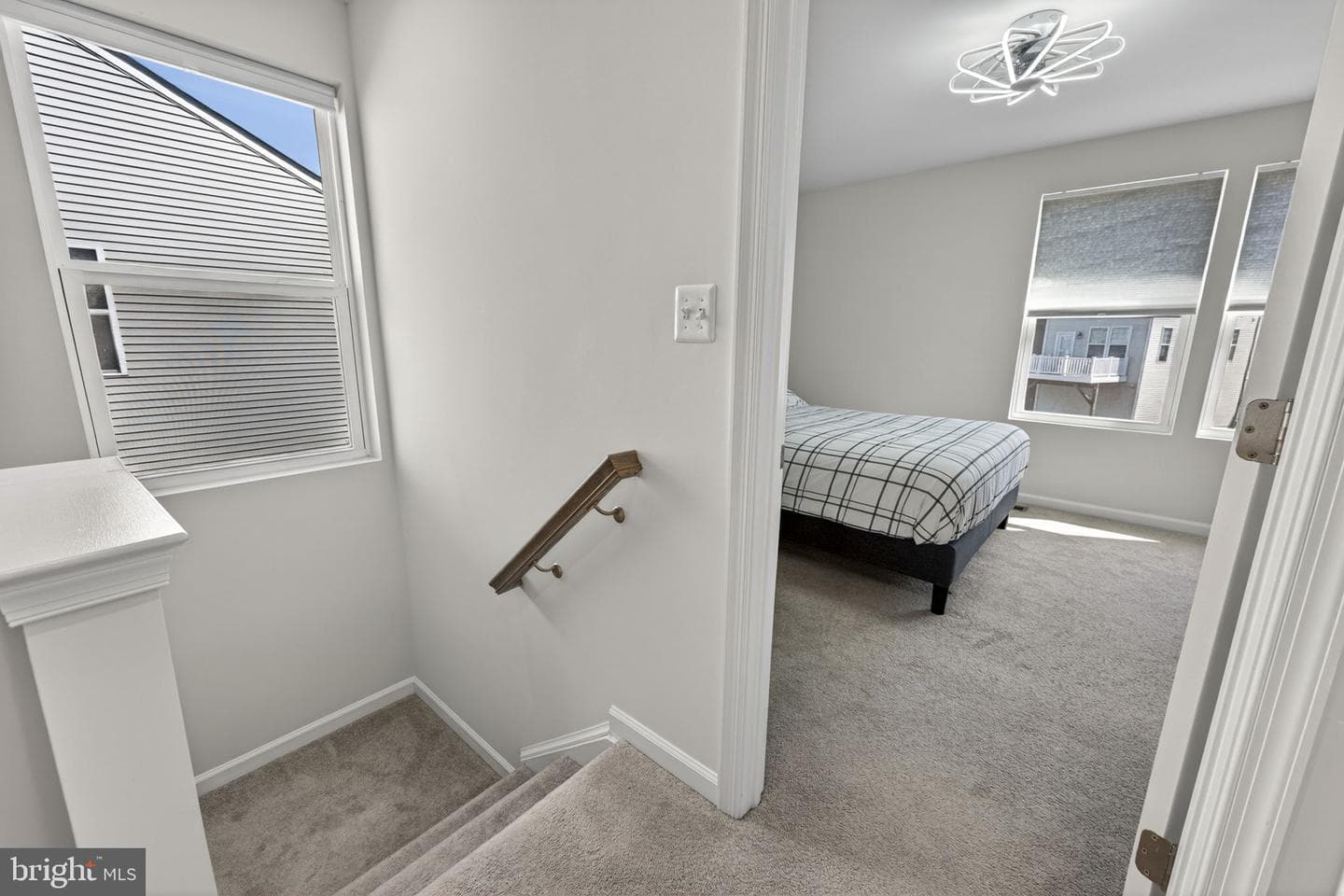159 Presidents Pointe Avenue photo 26