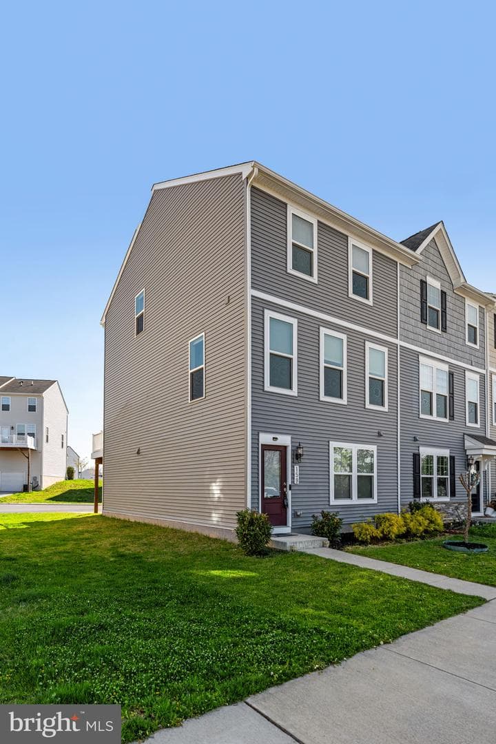 159 Presidents Pointe Avenue photo 47