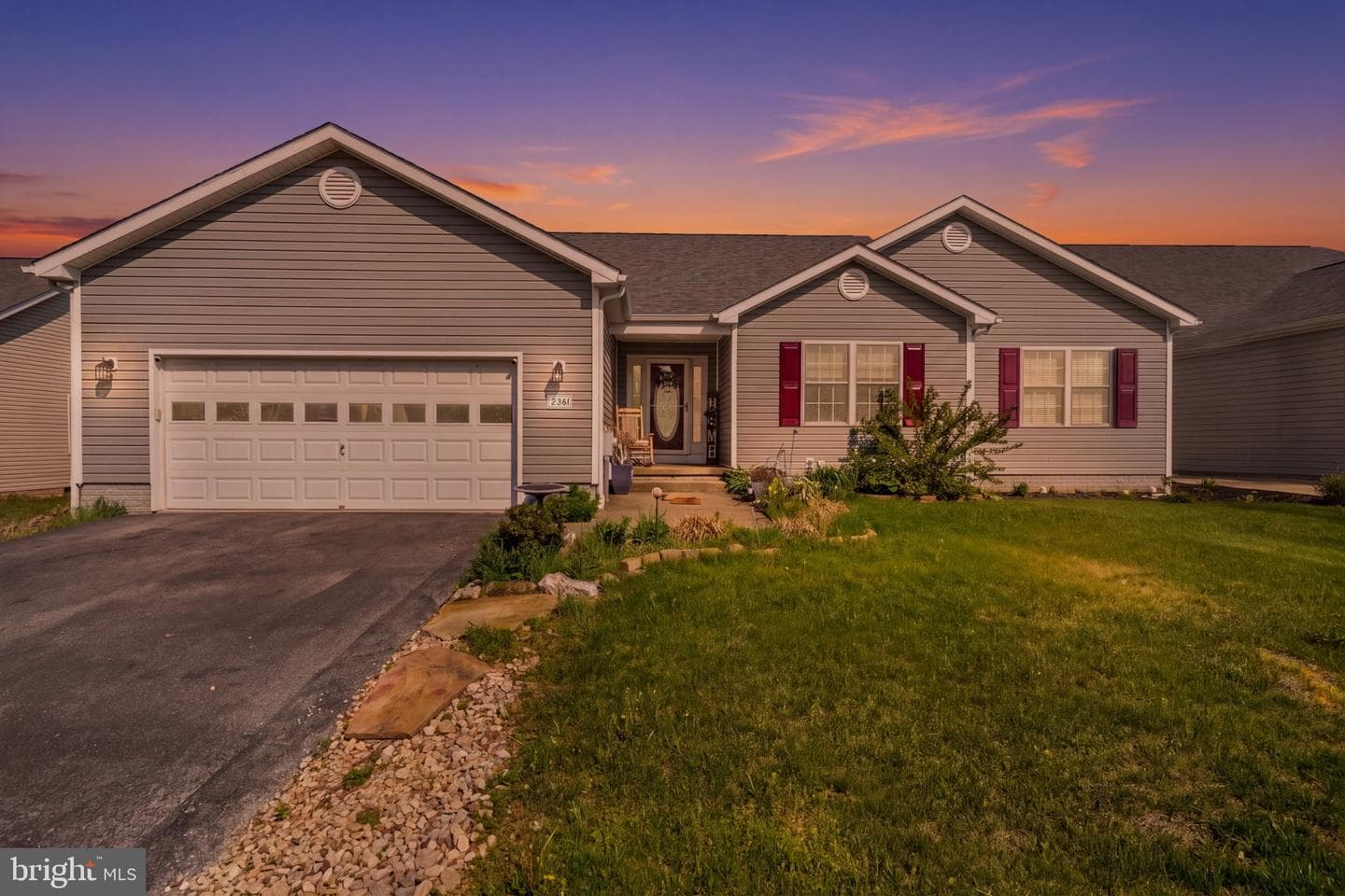 120 Peter Rabbit Drive photo 2