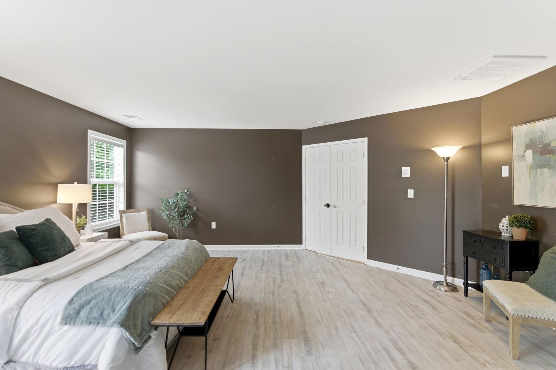 457 Hughs Rd photo 27