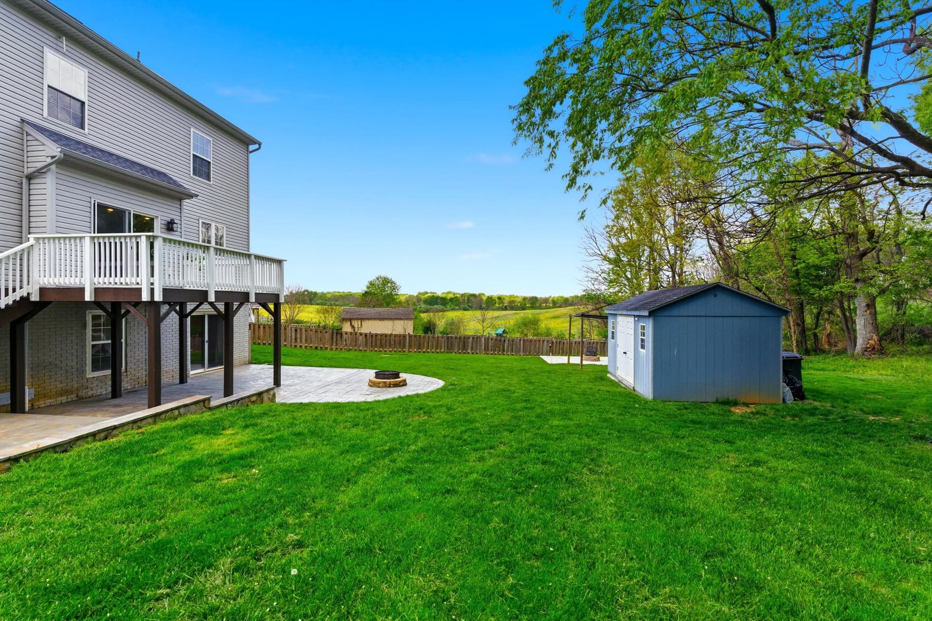 457 Hughs Rd photo 59
