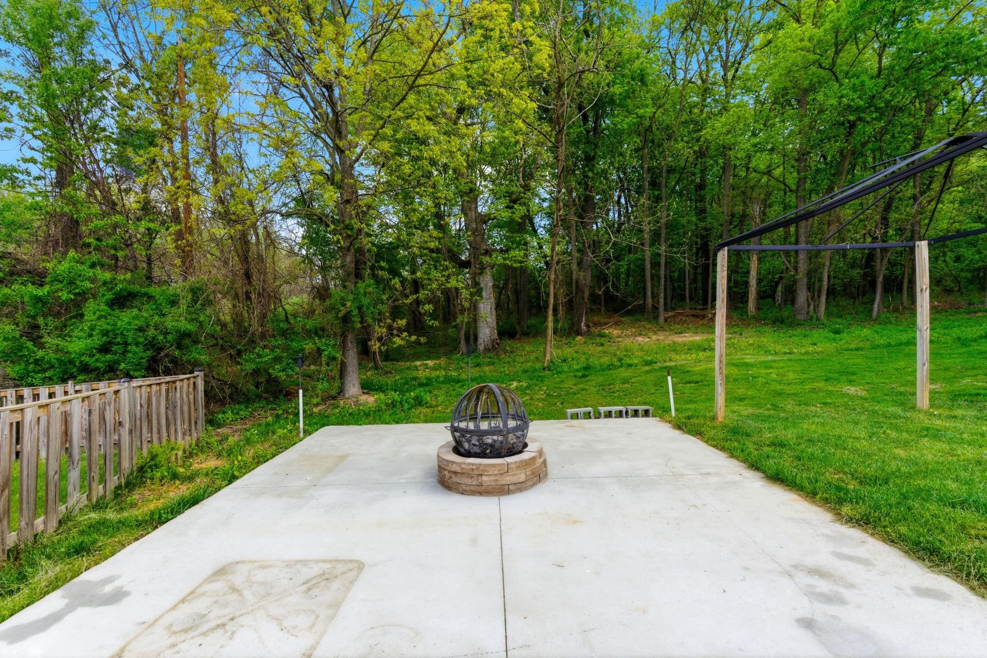 457 Hughs Rd photo 64