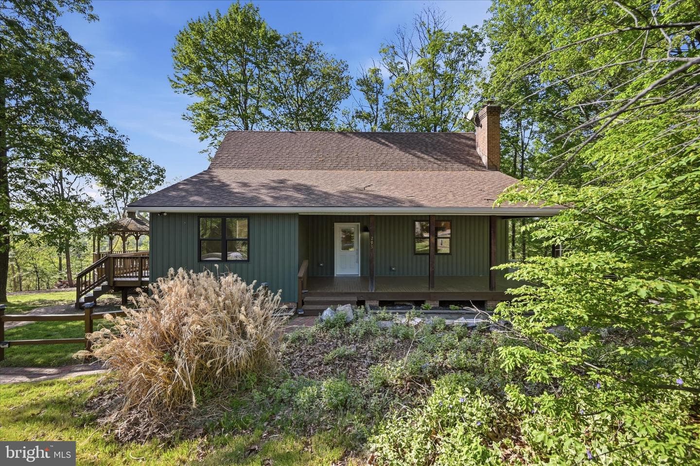293 Red Bird Lane photo 3