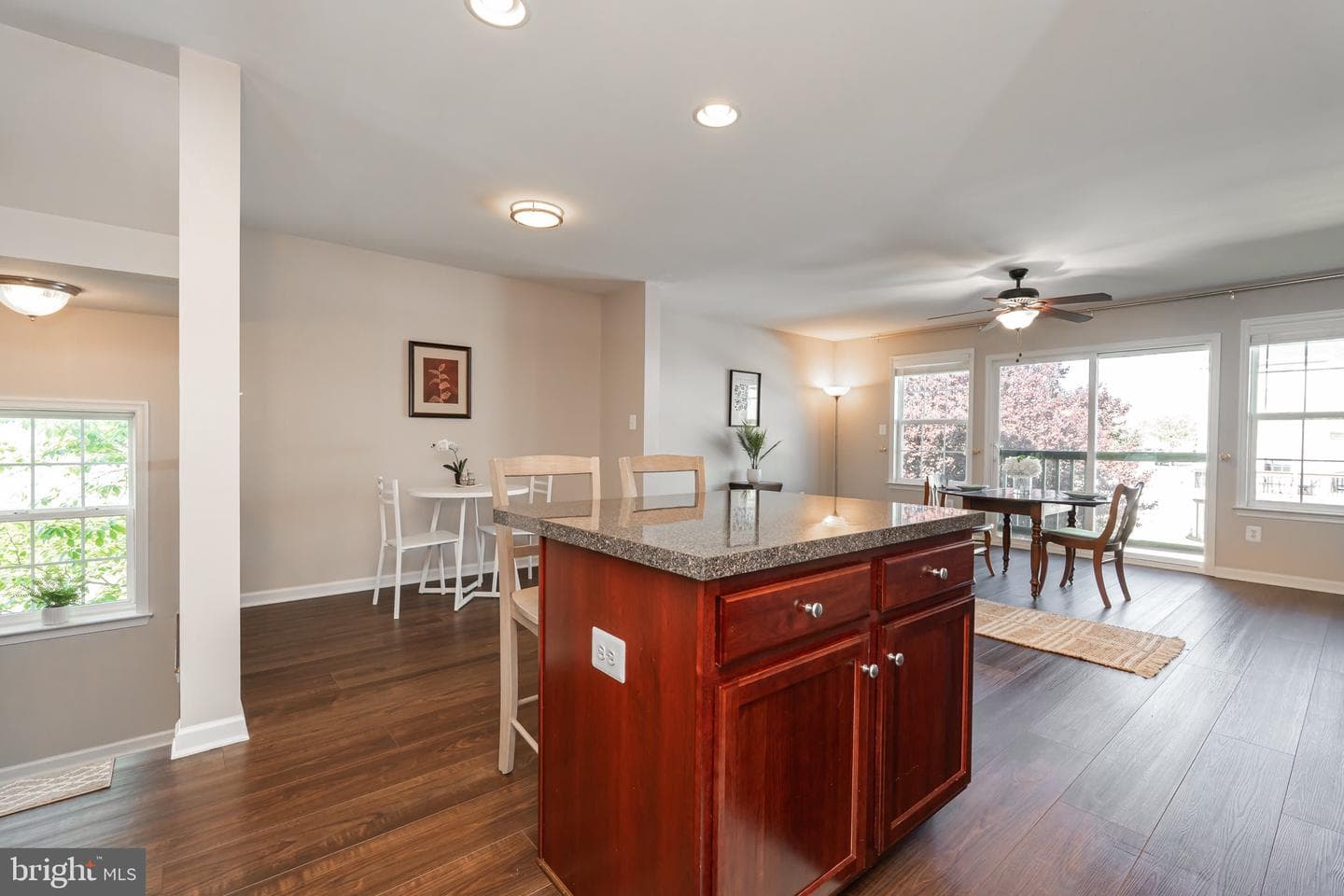 1205 Mare Street photo 23