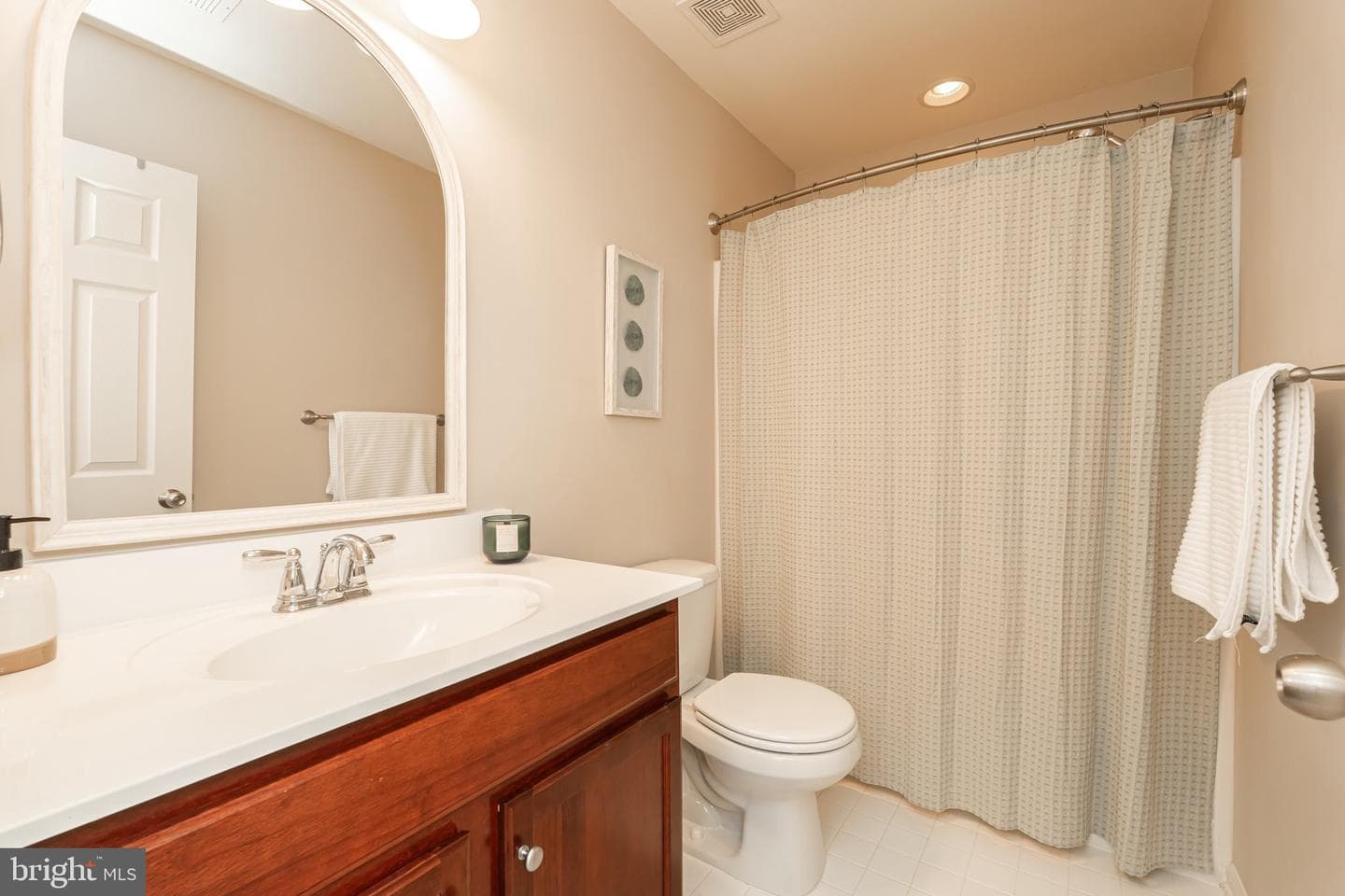 1205 Mare Street photo 29