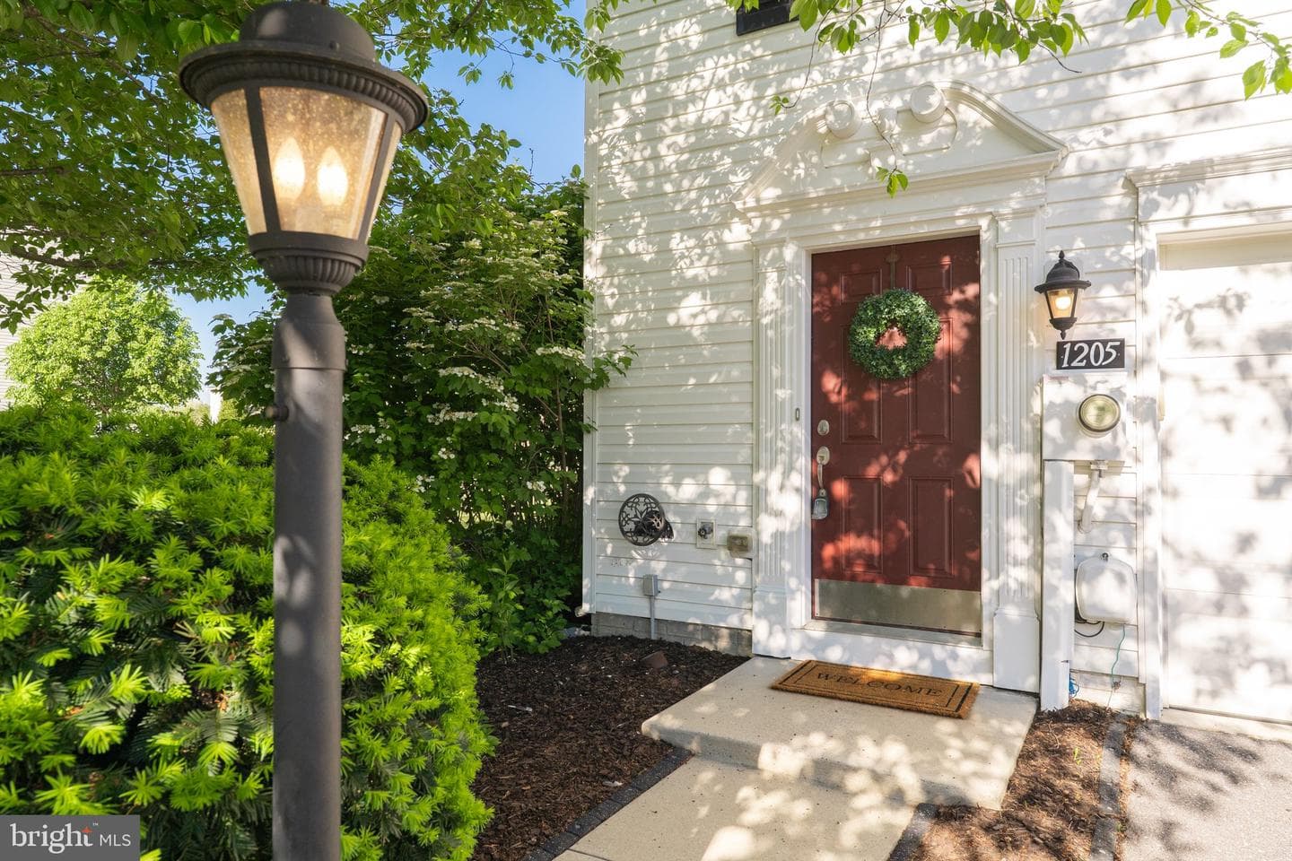 1205 Mare Street photo 4