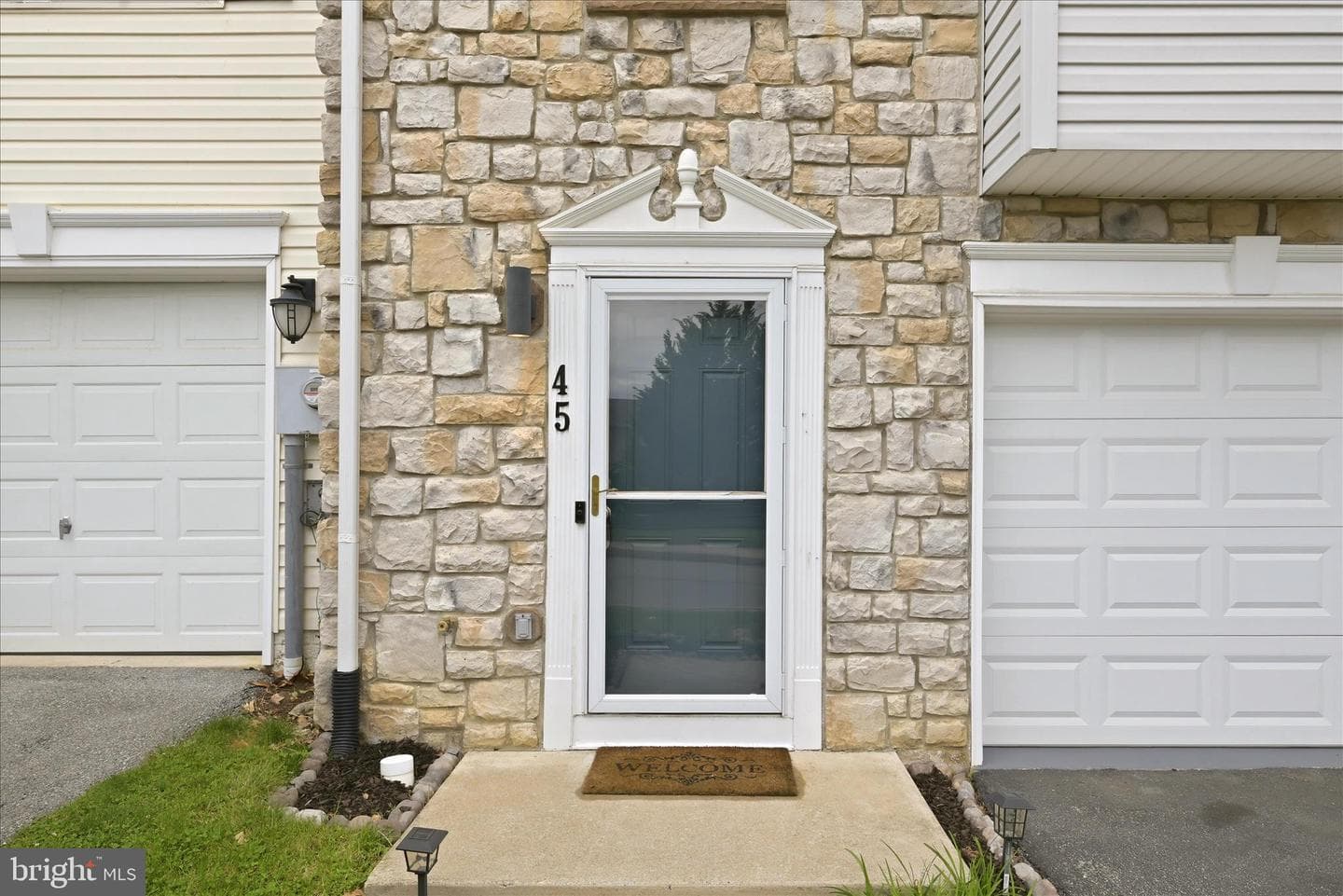 45 Eldon Drive photo 3