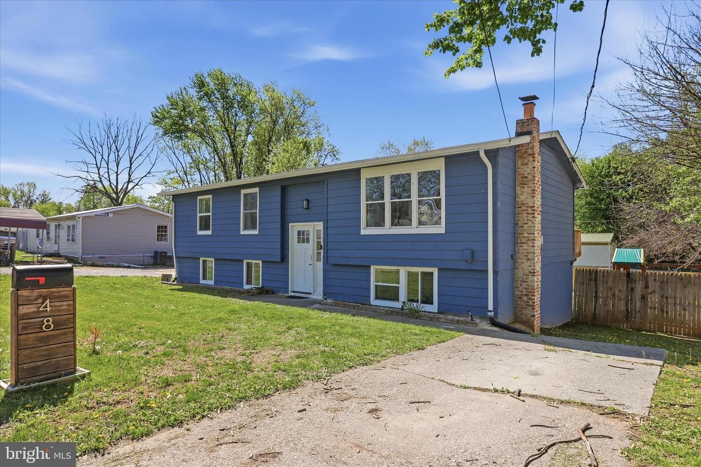 48 Anvil Road photo 3