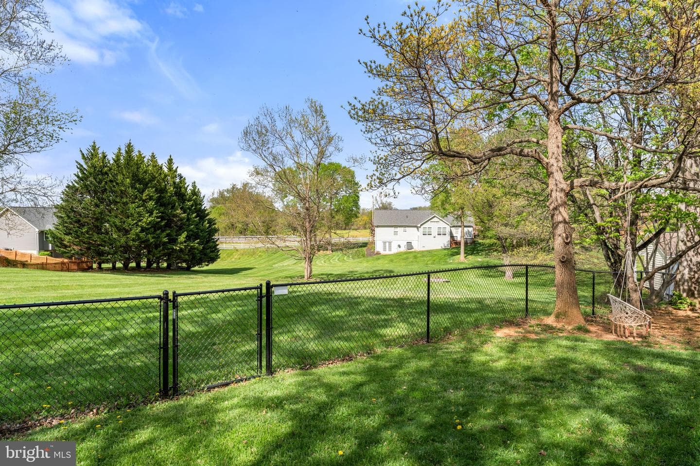 157 Berkeley Drive photo 39