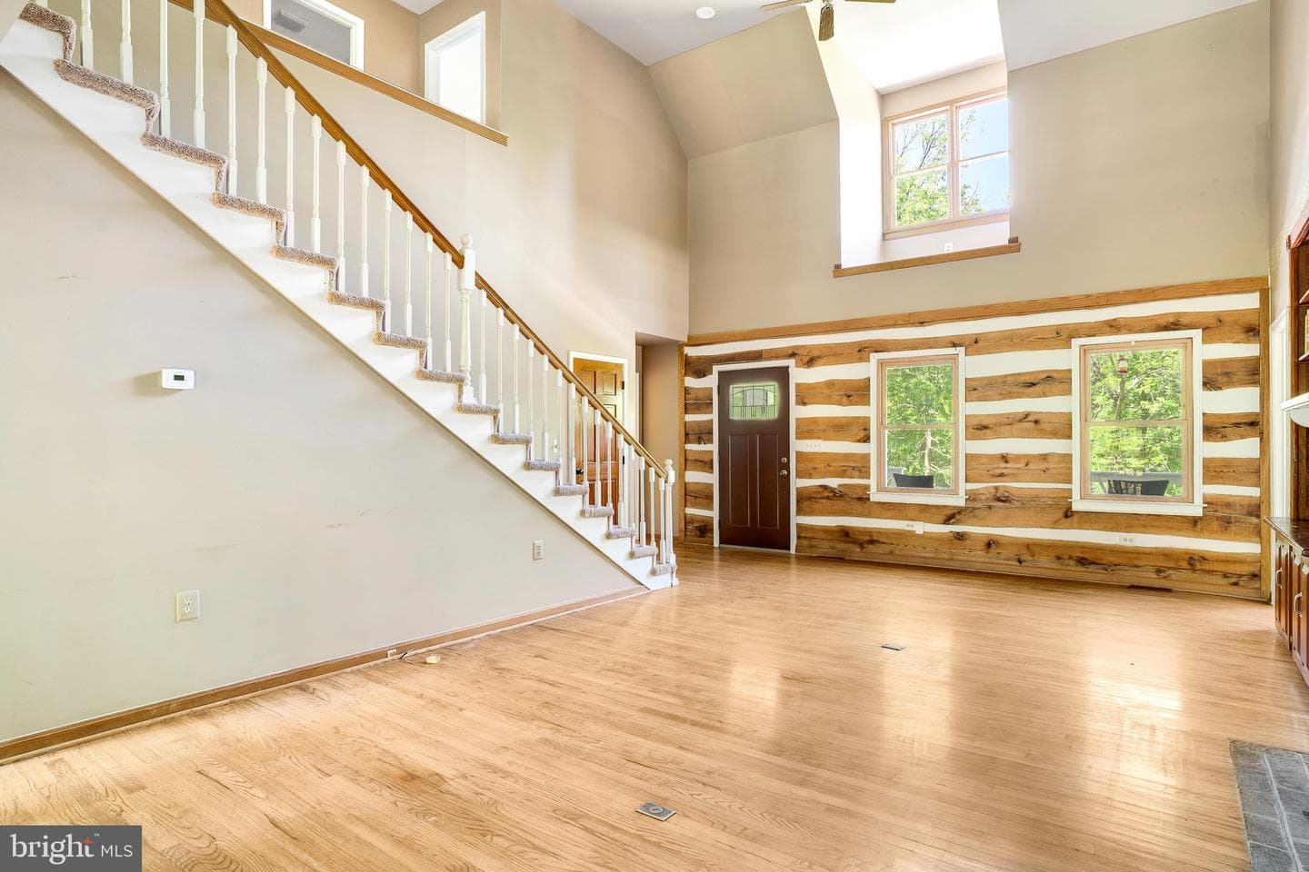 127 Cool Glen Circle photo 3
