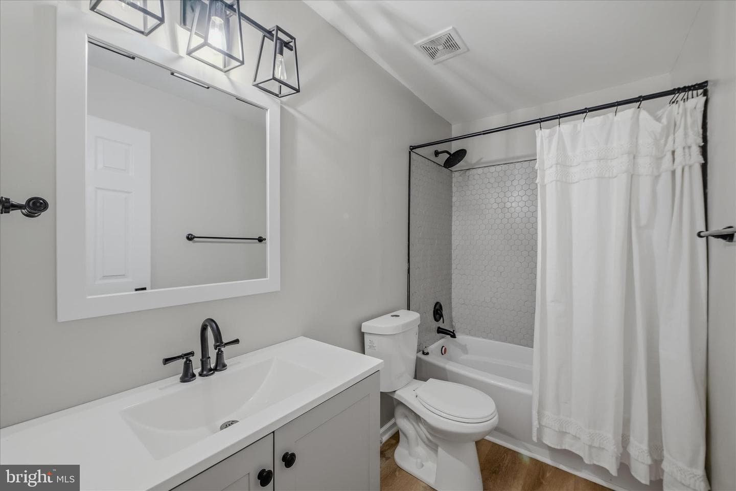 131 Northwinds Drive photo 33
