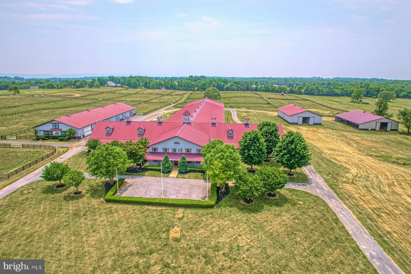 899 Earle Road photo 4