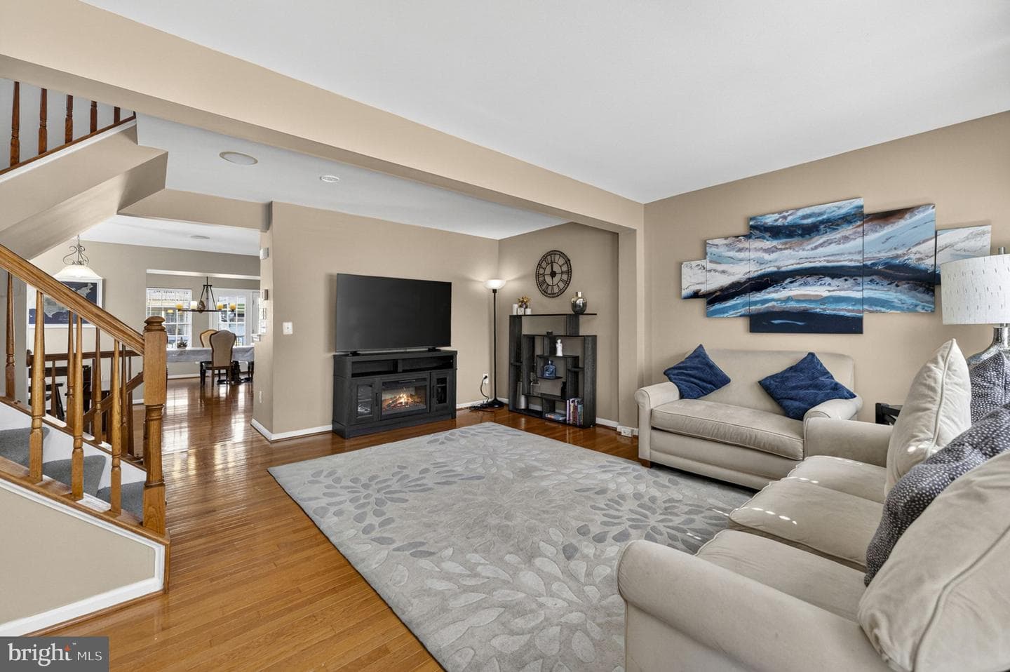 1327 Mare Street photo 21