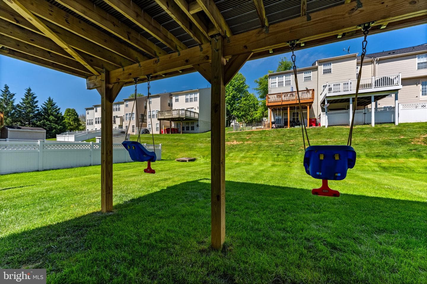 1327 Mare Street photo 54