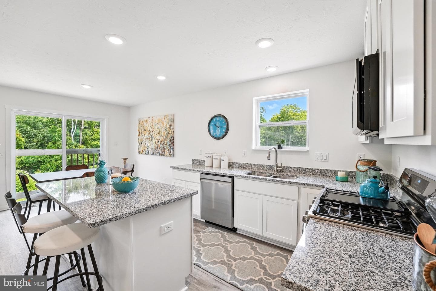 3 Thorton Avenue photo 20