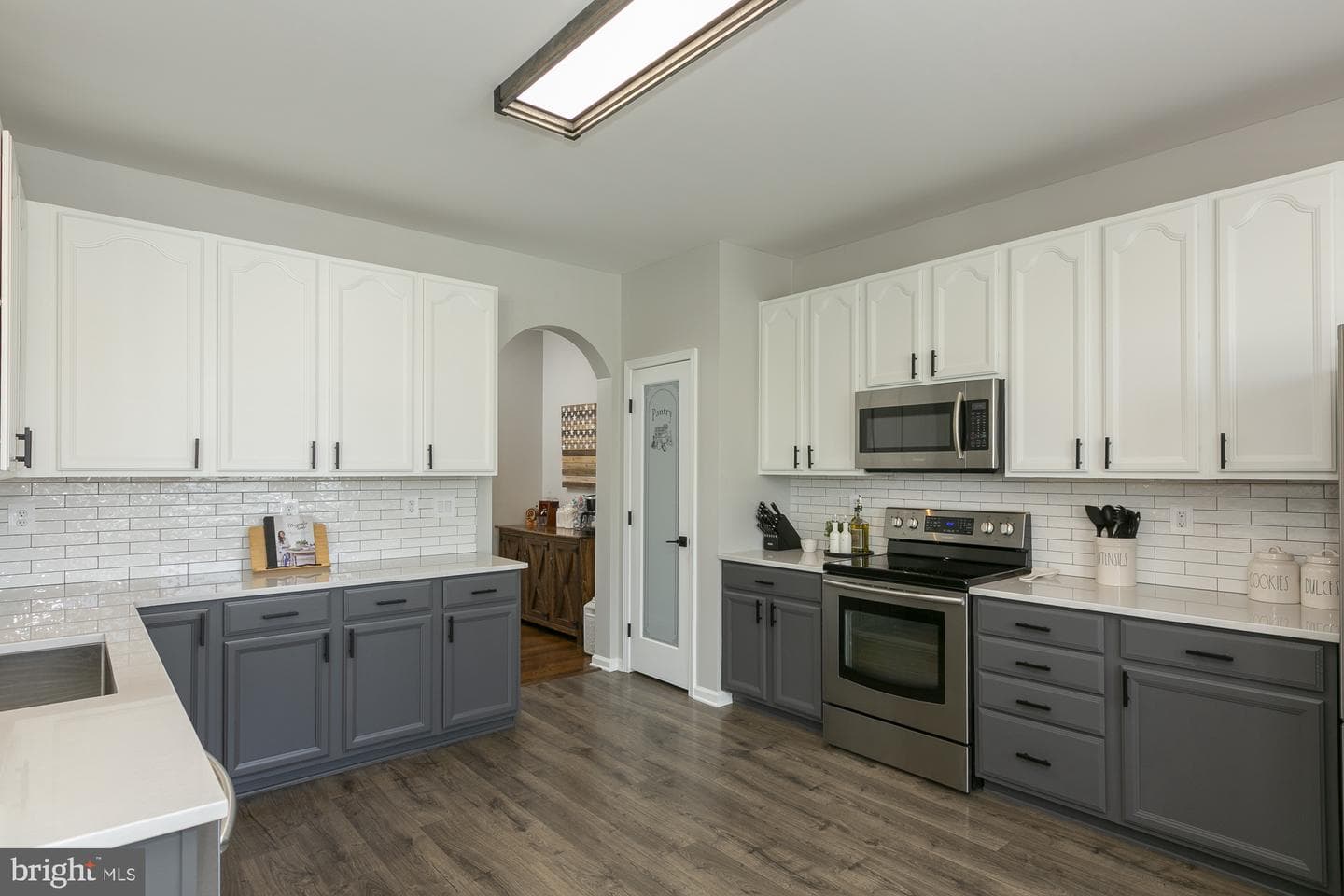 334 Calmes Street photo 26