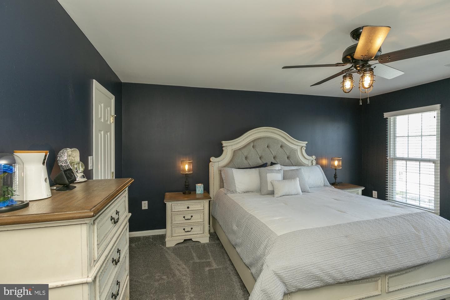 334 Calmes Street photo 37