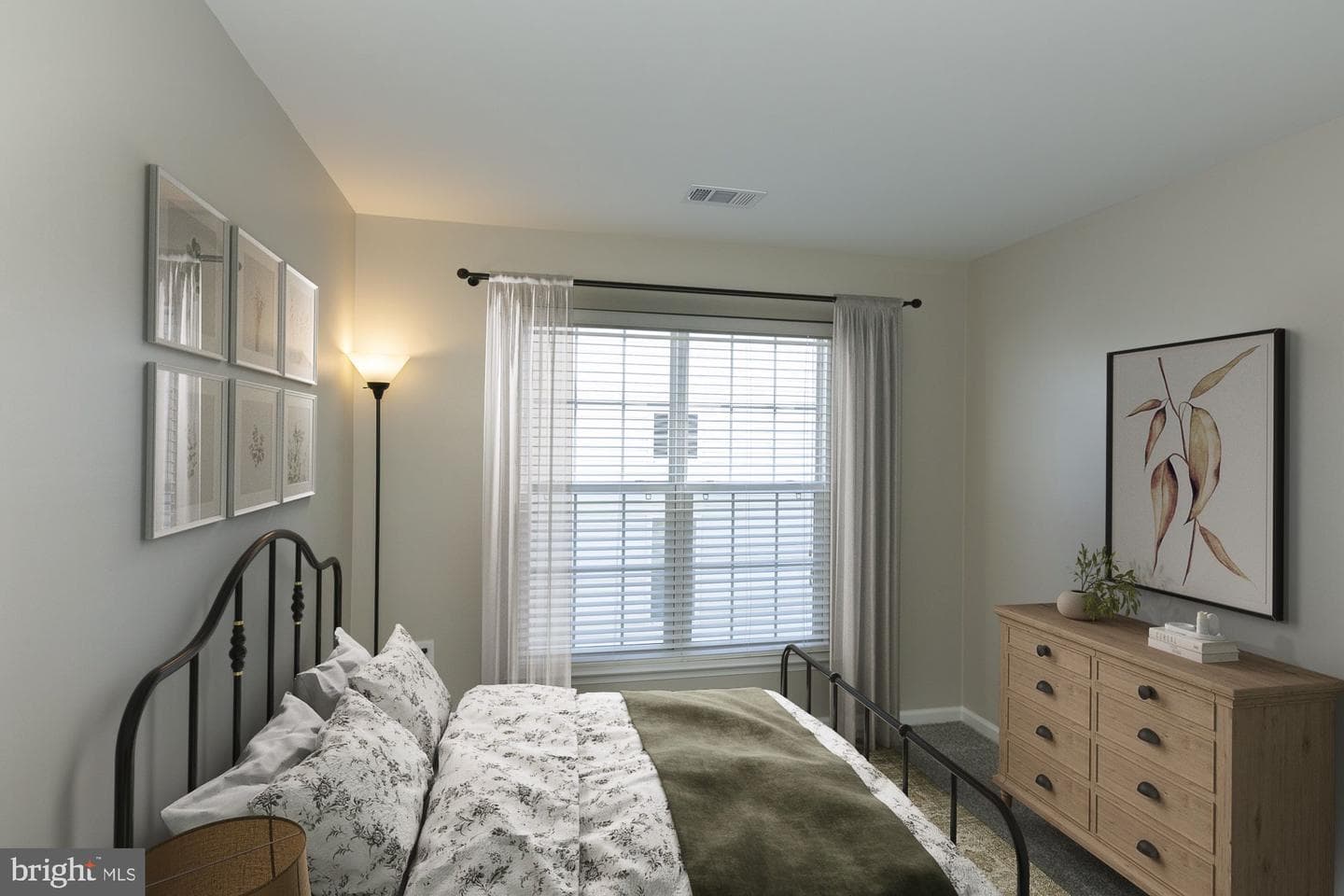 334 Calmes Street photo 53