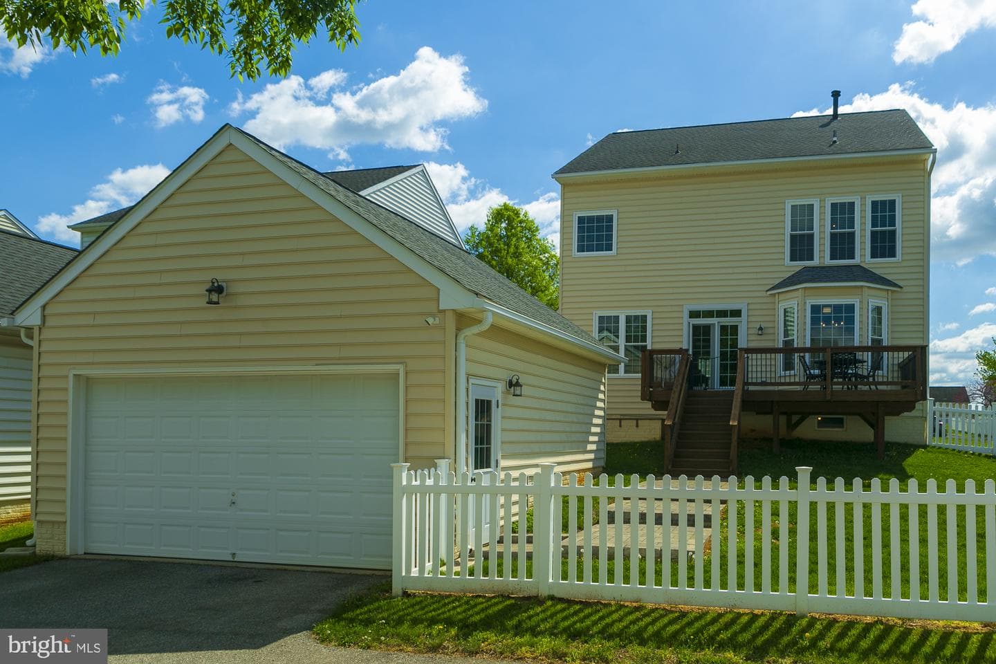 334 Calmes Street photo 69