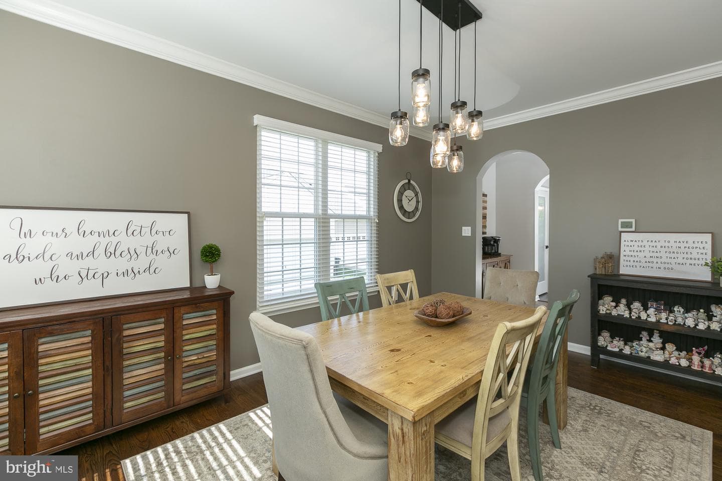 334 Calmes Street photo 7