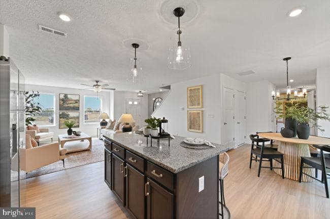7 Thorton Avenue photo 6