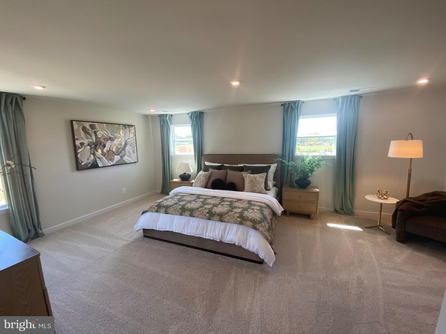 9 Thorton Avenue photo 7